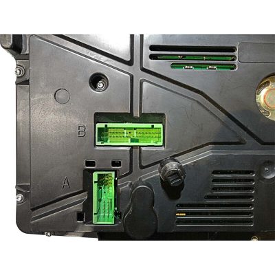 2003-2006 VOLVO VNL Used Instrument Cluster For Sale Part #20524880-P01