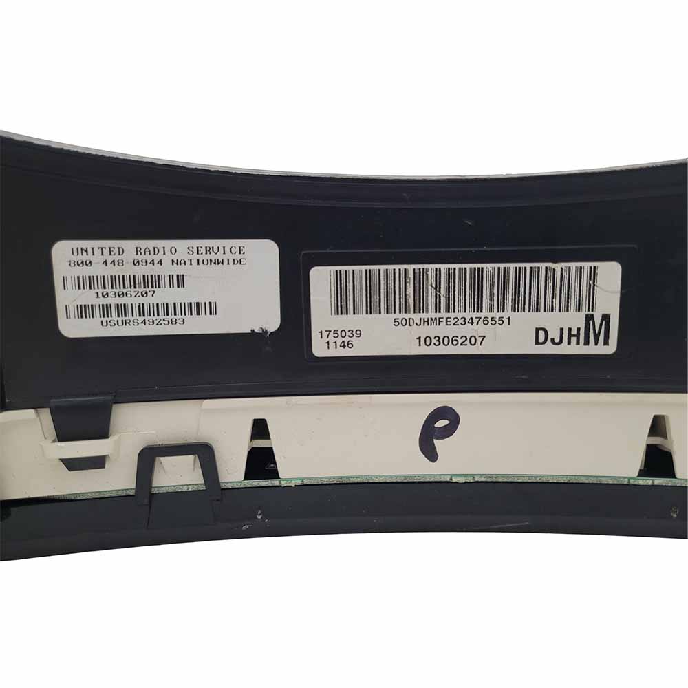 2002-2005 CHEVY IMPALA USED INSTRUMENT CLUSTER PART# 10306207