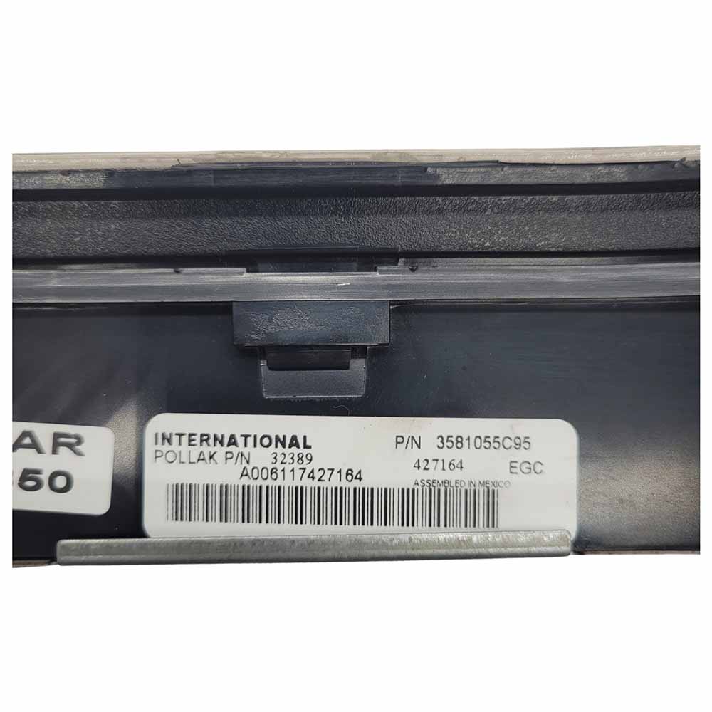 2005-2007  INTERNATIONAL NAVISTAR 4300 USED INSTRUMENT CLUSTER PART #3581055C95