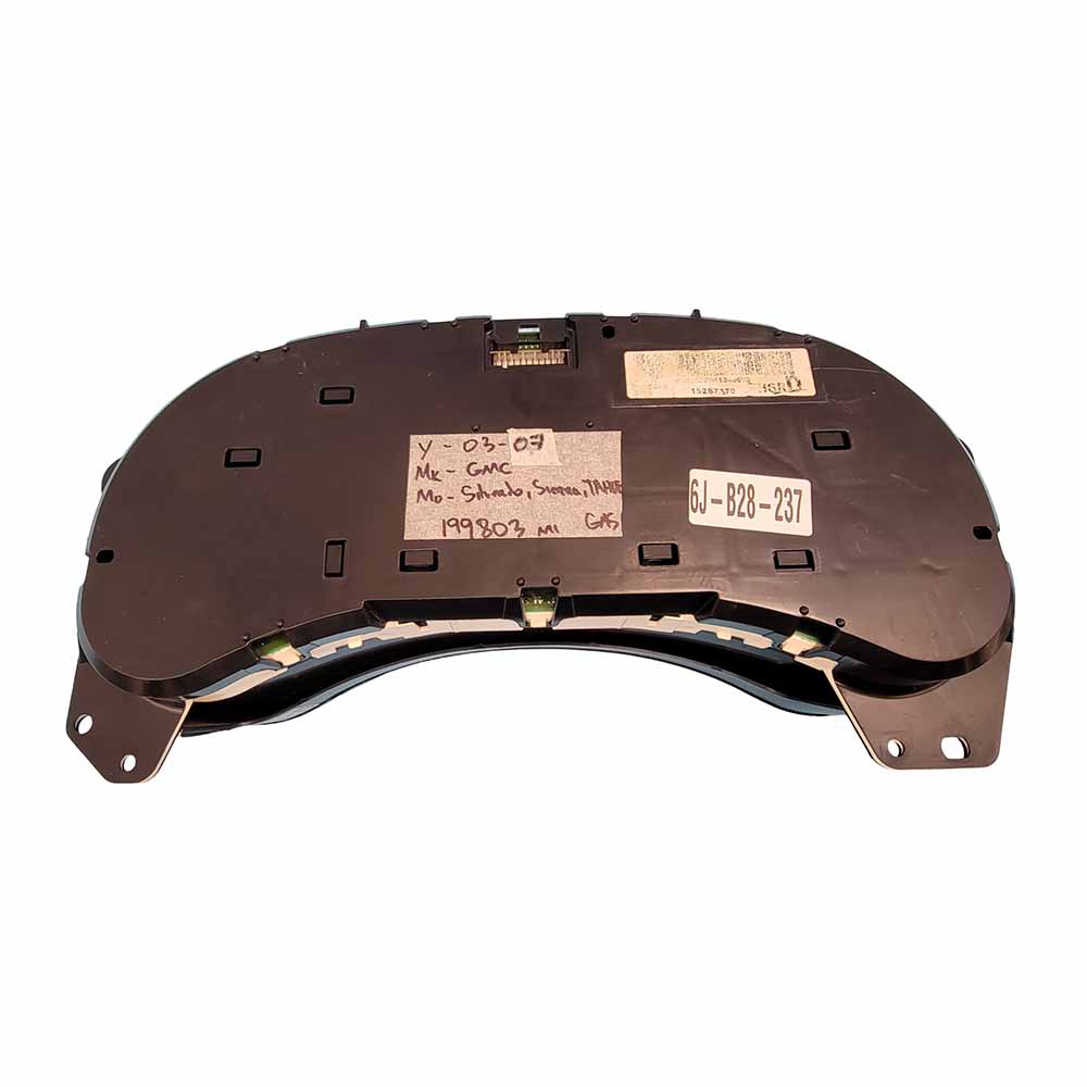 2003-2007 CHEVY SILVERADO USED INSTRUMENT CLUSTER PART #15287370