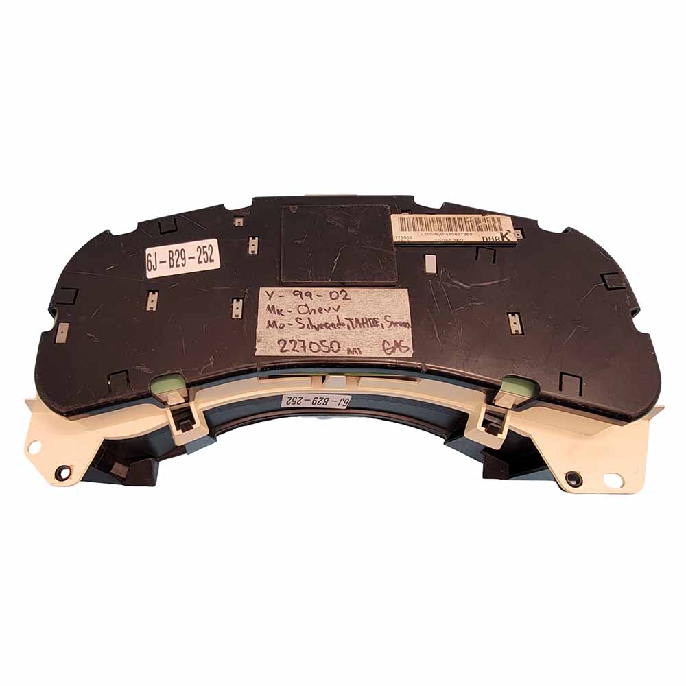 1999-2002 CHEVY SILVERADO USED INSTRUMENT CLUSTER PART #15055362