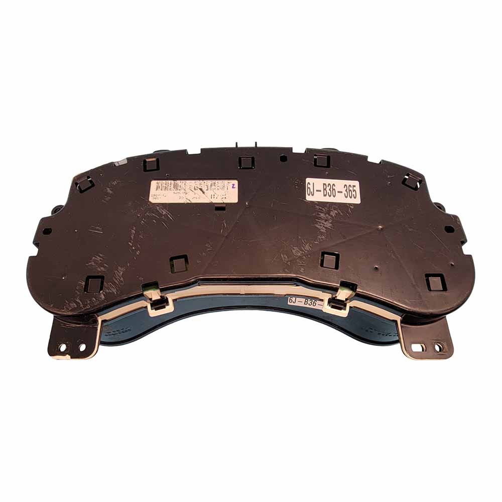 2002-2004 CHEVY TRAILBLAZER USED INSTRUMENT CLUSTER PART #