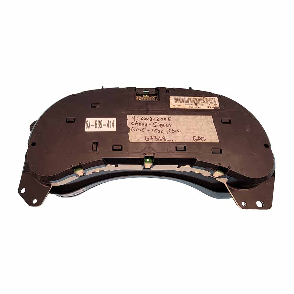 2003-2005 CHEVY SIERRA USED INSTRUMENT CLUSTER PART #15114649