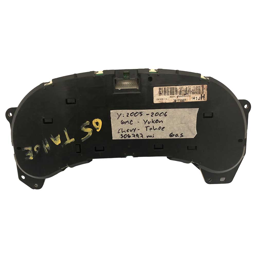 2005-2006 GMC YUKON USED INSTRUMENT CLUSTER PART #15105688