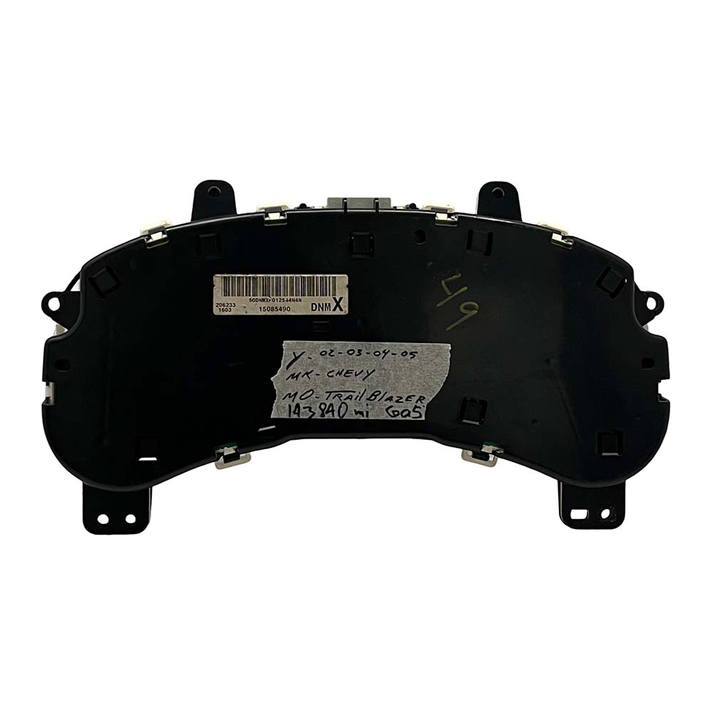 2002-2005 CHEVY TRAILBLAZER USED INSTRUMENT CLUSTER PART #15085490