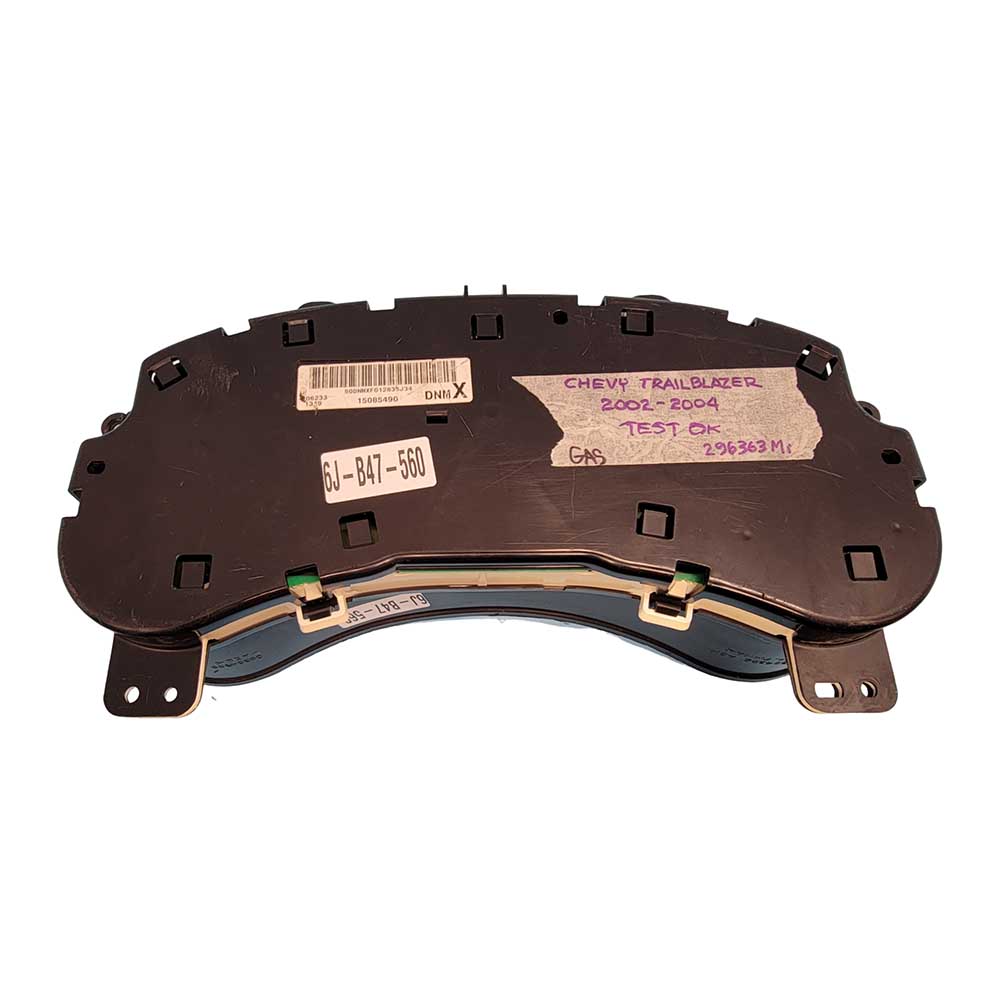 2002-2004 CHEVY TRAILBLAZER USED INSTRUMENT CLUSTER PART #15085490
